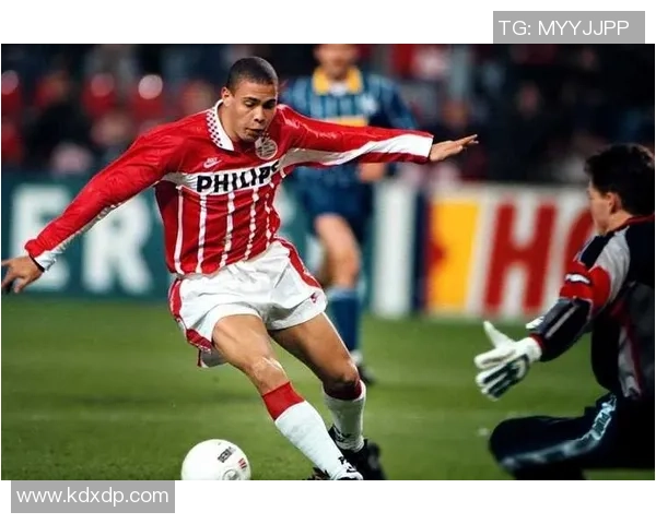 足球传奇罗纳尔多：从天才少年到全球足坛巨星的辉煌历程