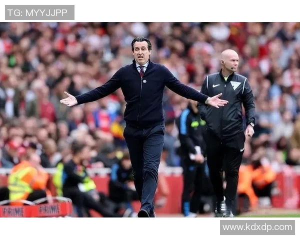 足球场上的欢笑担当那些既能进球又能带来快乐的逗比球星